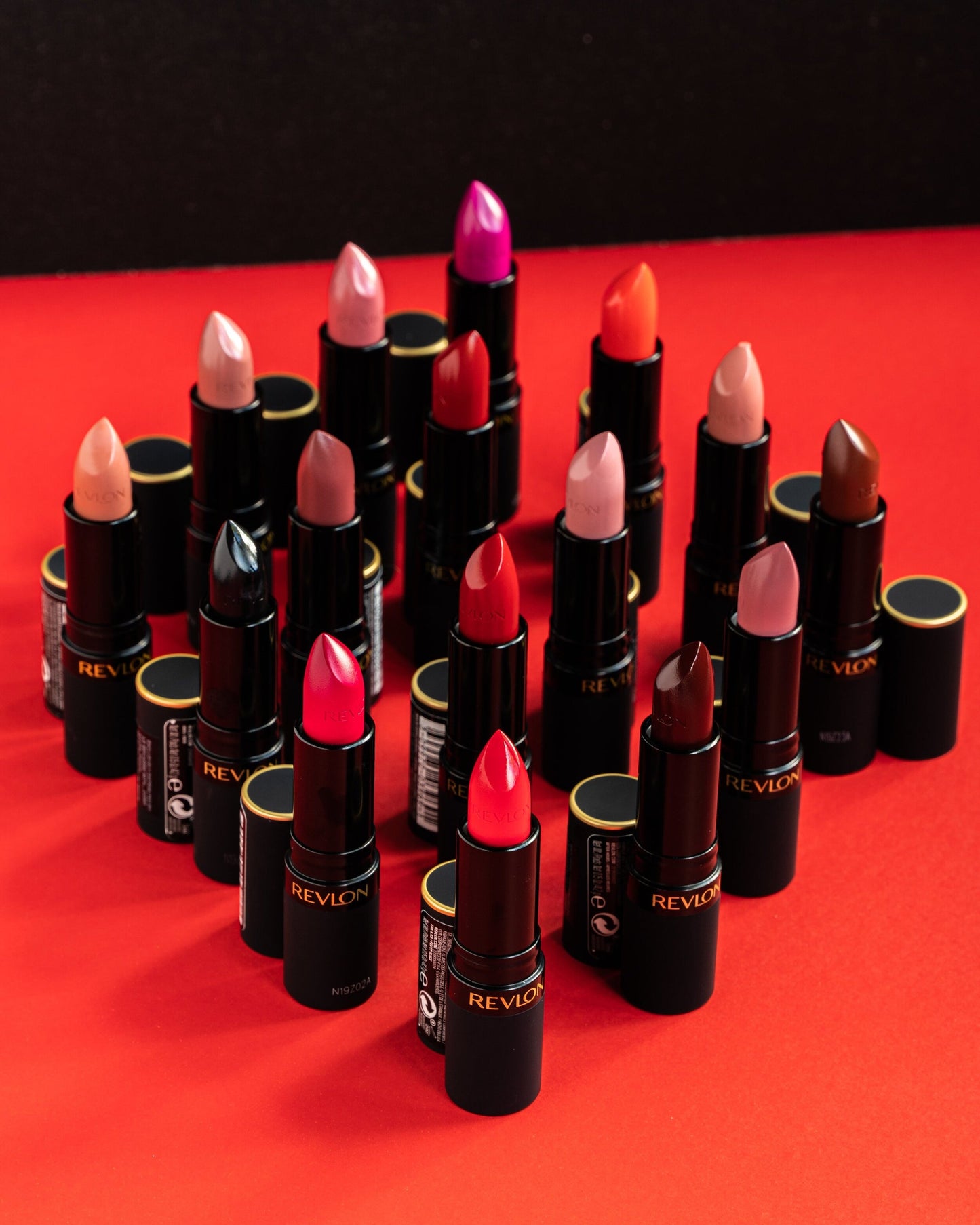 REVLON Super Lustrous The Luscious Mattes Lipstick