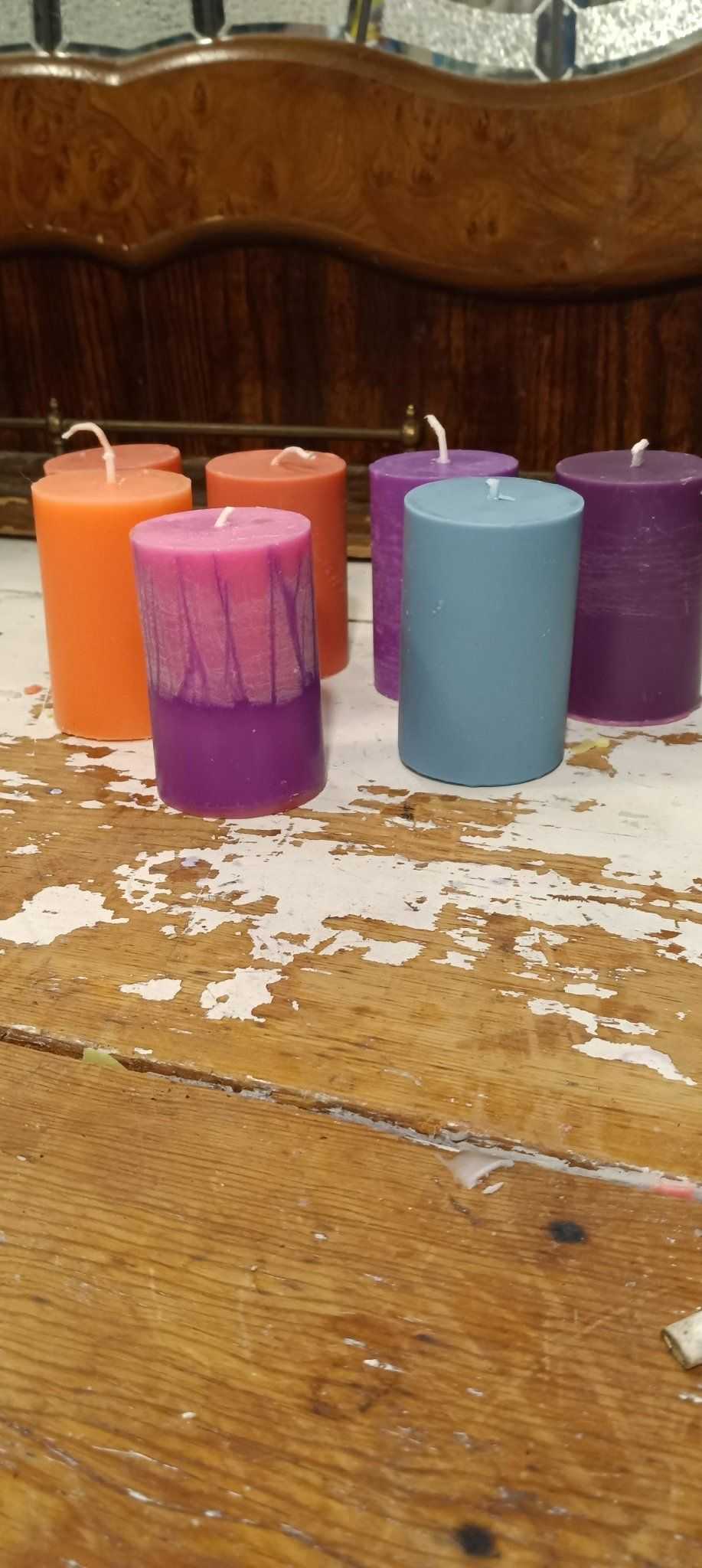 Small piller candles