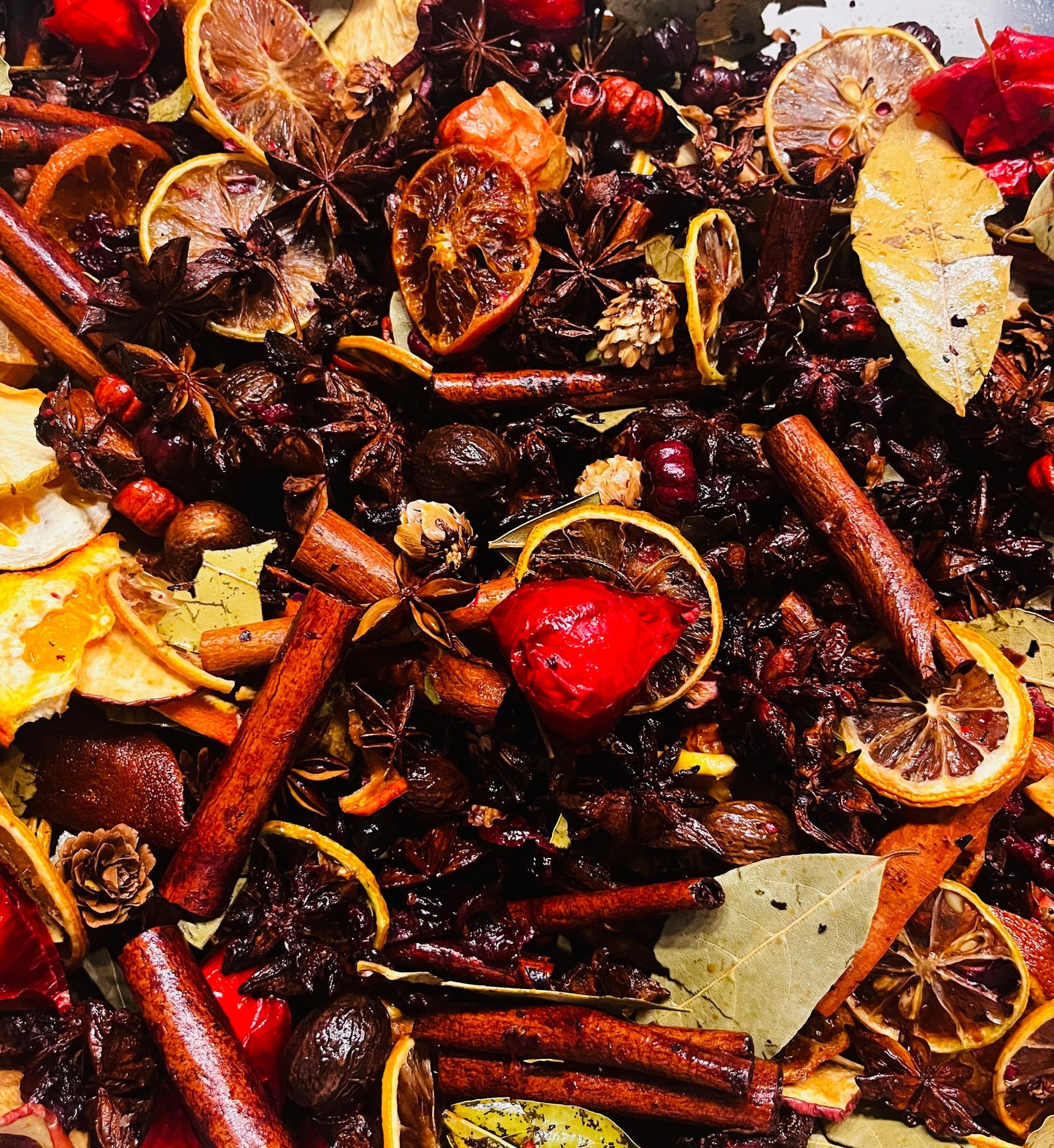 Simmering Fall Pot Pouri - Organic, Natural and Aromatic